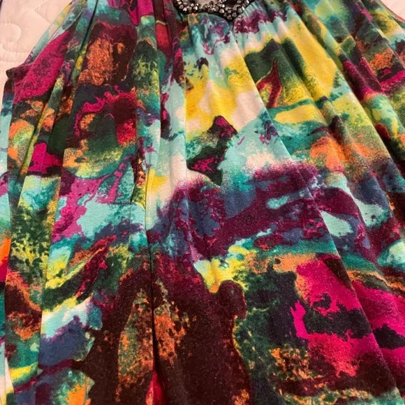 Lightly Used Lane Bryant Top ‼️❤️💕❤️‼️💕 - Picture 7 of 8